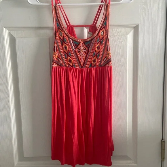 Colorful Altar’d State top - Picture 1 of 3